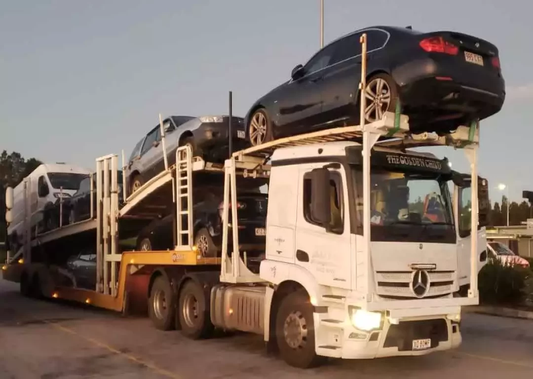 car transport from Melbourne to Cairns